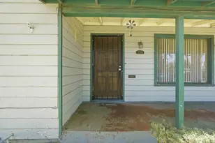720 N School St, Lodi, CA 95240 - Photo 4