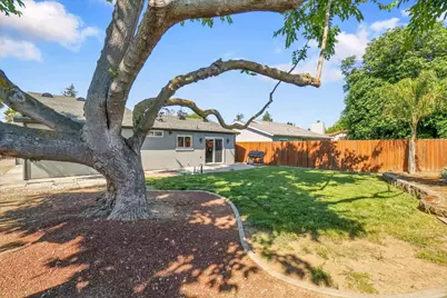 23 Dempster Court, Sacramento, CA 95823 - Photo 22