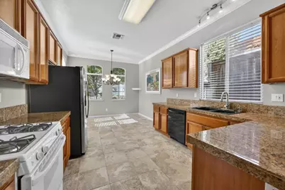 2211 Vail Court, Rocklin, CA 95765 - Photo 8