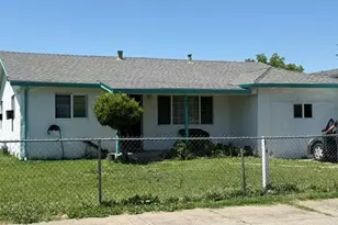 447 S Shasta Ave, Stockton, CA 95205 - Photo 2