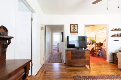 5223 15th Avenue, Sacramento, CA 95820 - Photo 8