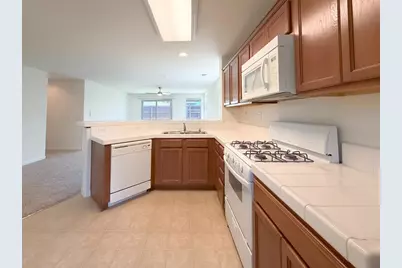 1572 Minories Drive, Plumas Lake, CA 95961 - Photo 14