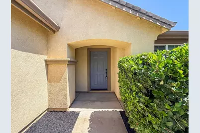 1572 Minories Drive, Plumas Lake, CA 95961 - Photo 8