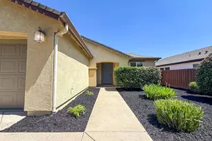 1572 Minories Dr, Plumas Lake, CA 95961 - Photo 6