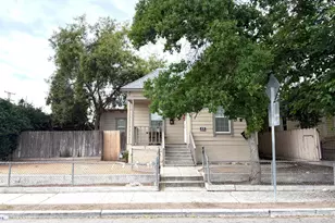 129 N Park Ave, Fresno, CA 93701 - Photo 1