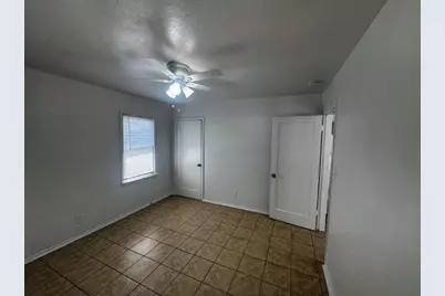 129 N Park Avenue, Fresno, CA 93701 - Photo 16