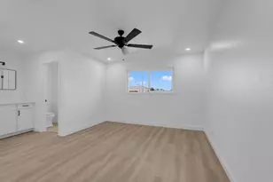 913 9th St, Turlock, CA 95380 - Photo 6