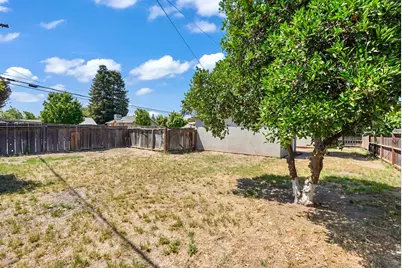 594 Park Street, Turlock, CA 95380 - Photo 18