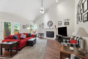20 Coyle Creek Cir, Fair Oaks, CA 95628 - Photo 4