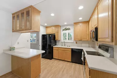 10404 River Wood Way, Rancho Cordova, CA 95670 - Photo 10