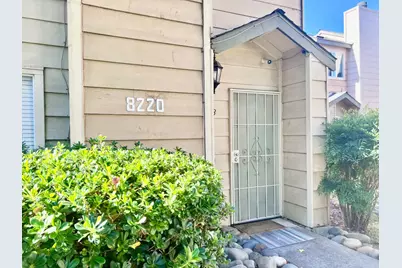 8220 Center Parkway #43, Sacramento, CA 95823 - Photo 2