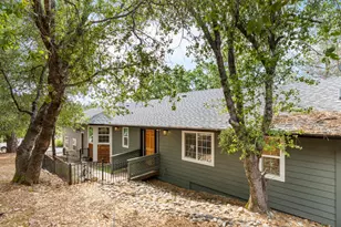 12711 Cresthaven Dr, Groveland, CA 95321 - Photo 2