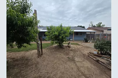 933 Meadowview Drive, Galt, CA 95632 - Photo 30