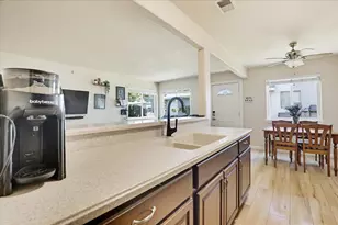3675 Sapphire Dr, Auburn, CA 95602 - Photo 10