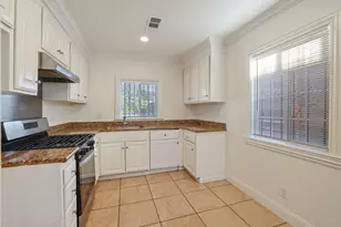 18 W Jefferson St, Stockton, CA 95206 - Photo 16