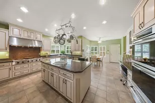 11318 Scarlet Oak Dr, Oakdale, CA 95361 - Photo 2