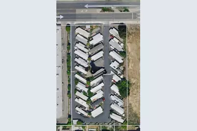 E Grant Line Road #16, Tracy, CA 95376 - Photo 32