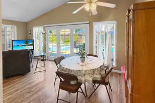 6645 Posten Way, Citrus Heights, CA 95621 - Photo 10