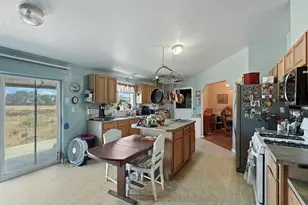 26001 N Dustin Rd, Acampo, CA 95220 - Photo 6