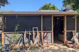 2052 Delma Way, Sacramento, CA 95825 - Photo 18