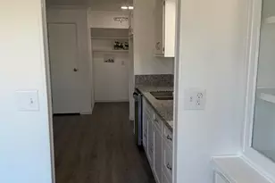 Capitol Circle, Sacramento, CA 95828 - Photo 18