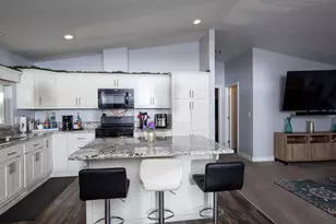 Redcoat Ln, Sacramento, CA 95827 - Photo 8