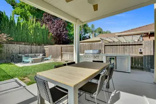 714 Jesse Martinez Dr, Tracy, CA 95304 - Photo 34