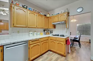 1672 Jamie Dr, Yuba City, CA 95993 - Photo 8
