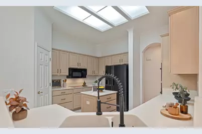 325 Roundhill Court, Roseville, CA 95747 - Photo 26