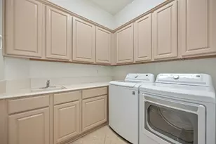 325 Roundhill Ct, Roseville, CA 95747 - Photo 44