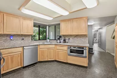 10550 E Kettleman Lane, Lodi, CA 95240 - Photo 20