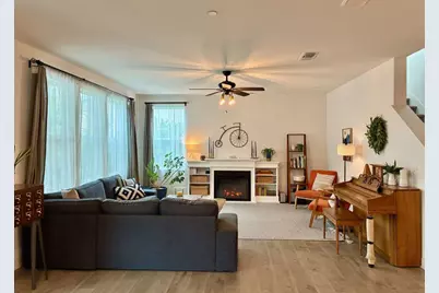 2221 Scott Court, Woodland, CA 95776 - Photo 8