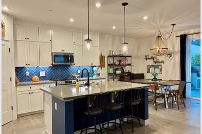 2221 Scott Court, Woodland, CA 95776 - Photo 2