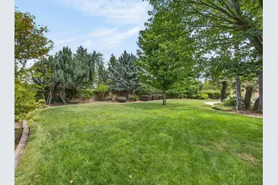 3730 Kingsbarns Drive, Roseville, CA 95747 - Photo 34