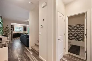 10904 Arrington Dr, Rancho Cordova, CA 95670 - Photo 4