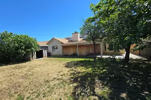 863 El Monte Ct, Los Banos, CA 93635 - Photo 18