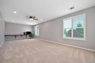2104 Stansfield Dr, Roseville, CA 95747 - Photo 32