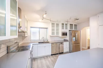 200 P Street #D34, Sacramento, CA 95814 - Photo 8