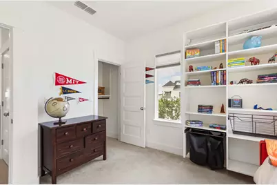 3501 Crocker Drive, Sacramento, CA 95818 - Photo 36