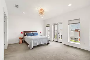 3501 Crocker Dr, Sacramento, CA 95818 - Photo 26