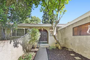 8321 Willowdale Way, Fair Oaks, CA 95628 - Photo 2