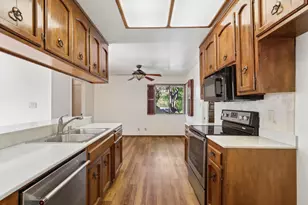 8321 Willowdale Way, Fair Oaks, CA 95628 - Photo 18