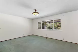 8321 Willowdale Way, Fair Oaks, CA 95628 - Photo 6