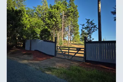 371 Blossom Lane, Mokelumne Hill, CA 95245 - Photo 4
