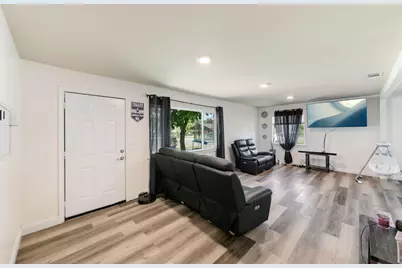 1984 Sunrise Avenue, Marysville, CA 95901 - Photo 4