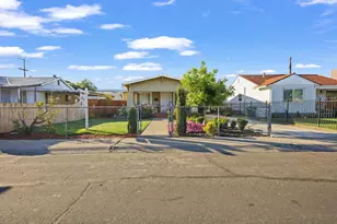 1511 Country Club Blvd, Stockton, CA 95204 - Photo 4