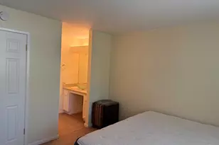 790 E Woodside Ln, Sacramento, CA 95825 - Photo 8