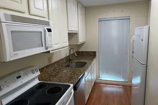 790 E Woodside Ln, Sacramento, CA 95825 - Photo 16