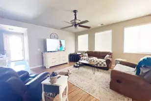 668 Spirou St, Stockton, CA 95204 - Photo 4