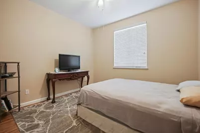 668 Spirou Street, Stockton, CA 95204 - Photo 32